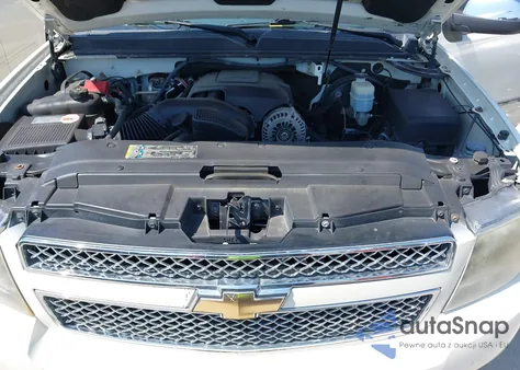 2010 Chevrolet Tahoe Ltz из США, поврежденный, VIN 1GNUKCE05AR155573